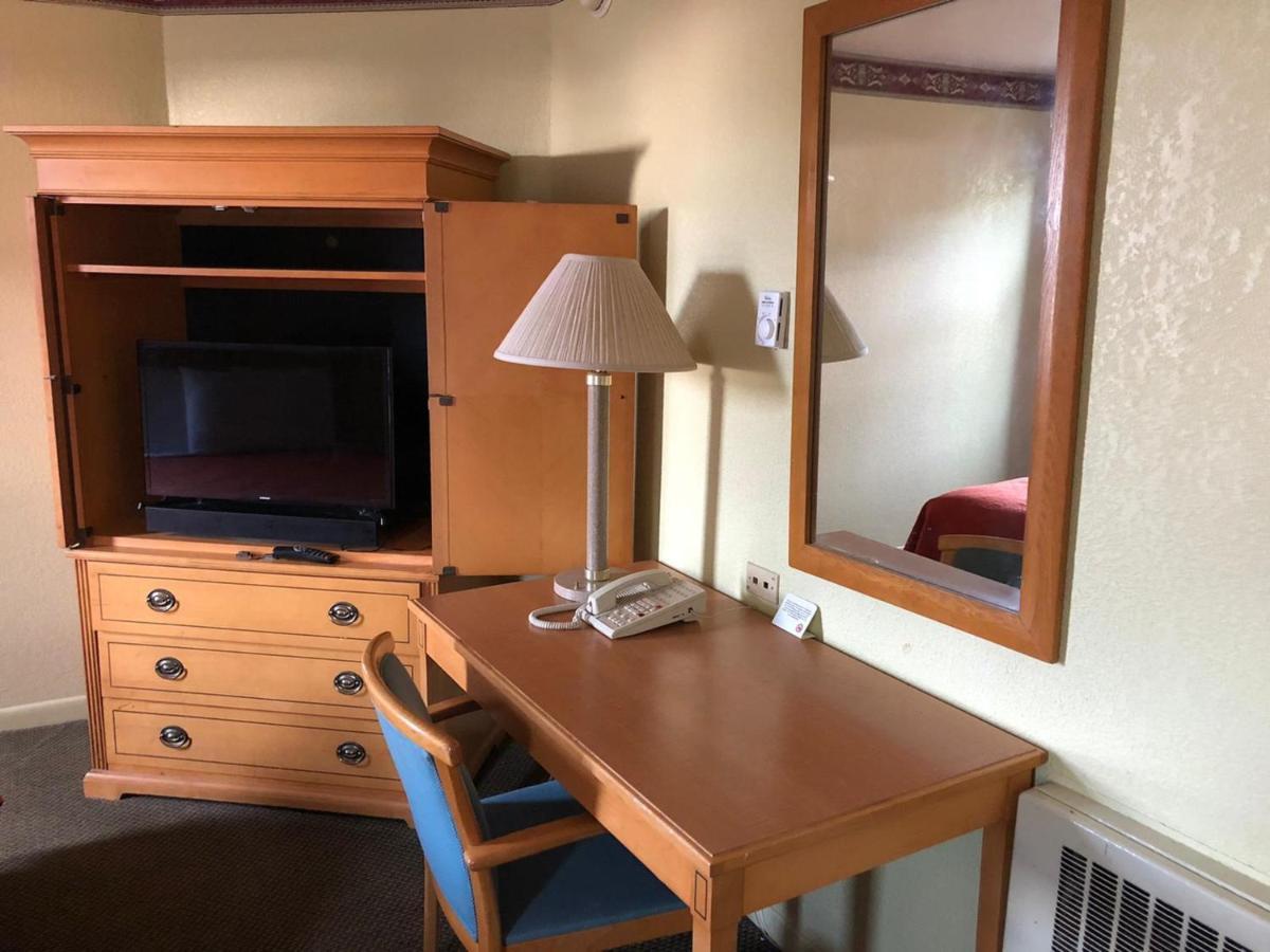 Fairbridge Inn Express - バーリントン エクステリア 写真